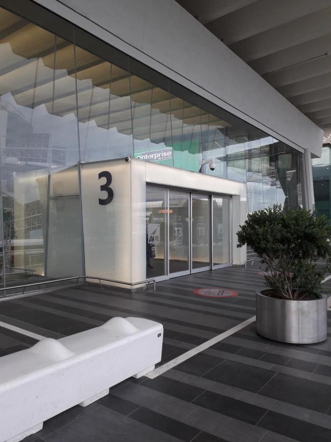 Apple Rooms Rome Airport Фиумичино Екстериор снимка